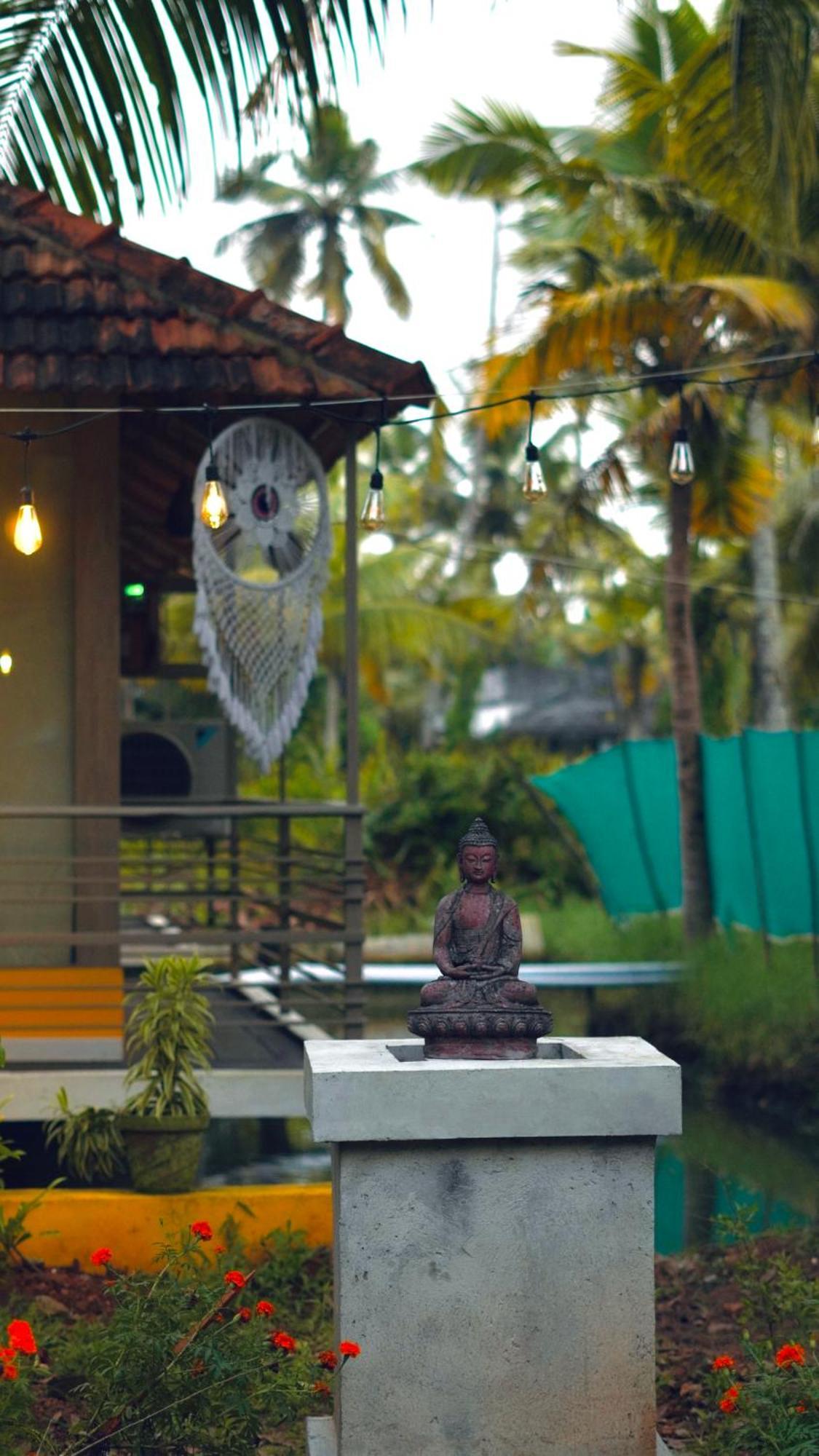 Vrindavan Homestay Mundrothuruth Exterior foto